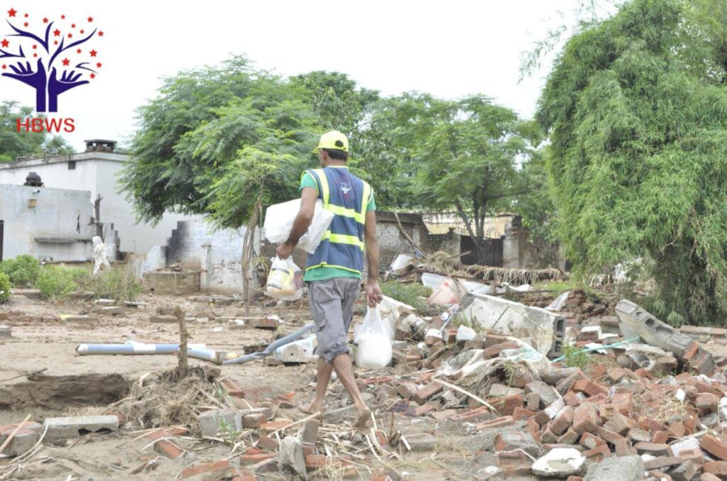 Hamza Baig Welfare Society's Flood Relief Efforts for Jhelum Victims4